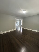 2134 W Lincoln Ave, Unit 2134 w Lincoln ave in Milwaukee, WI - Building Photo - Building Photo