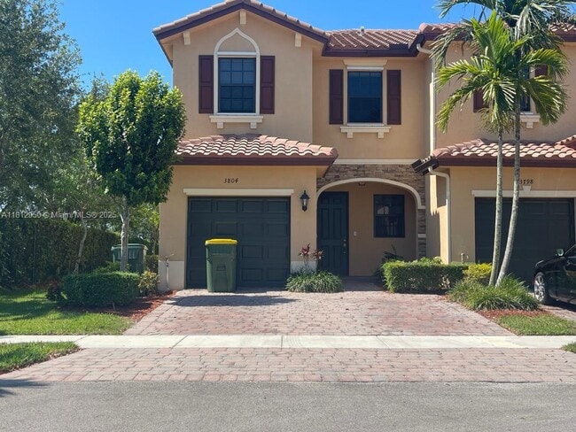 property at 3804 SE 3rd St