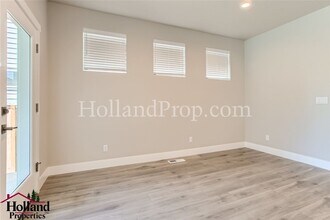 4048 SE Swoveland Ct in Hillsboro, OR - Building Photo - Building Photo