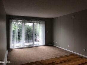 21 Wells St in Saratoga Springs, NY - Building Photo - Building Photo