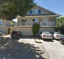 6535 El Nido Ln in Goleta, CA - Building Photo