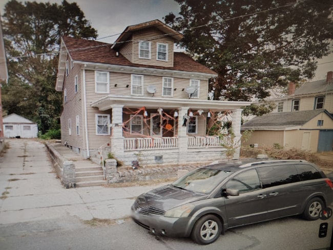 property at 85 Lincoln St
