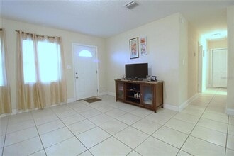 5118 Anzio St in Orlando, FL - Building Photo - Building Photo