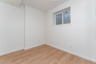 11935-11124 124 St in Edmonton, AB - Building Photo - Building Photo