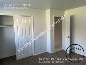 911 Artistic Cir in Springville, UT - Foto de edificio - Building Photo