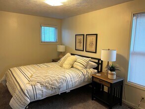 6138 Rutherford Ave in East Lansing, MI - Building Photo - Building Photo