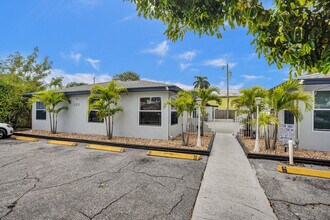 220 Walton Blvd in West Palm Beach, FL - Building Photo - Building Photo