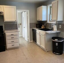 4312 Clinton Ave, Unit North in Cleveland, OH - Building Photo - Building Photo