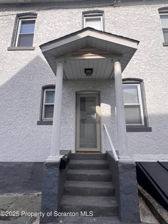 313 Prospect Ave in Scranton, PA - Foto de edificio