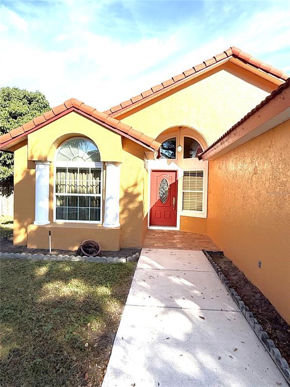 9217 Valencia Palms Dr in Orlando, FL - Building Photo - Building Photo