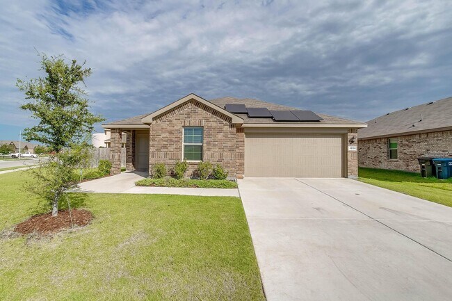 property at 3220 Winoak Dr