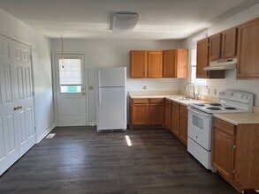 877 Modena Rd in Decherd, TN - Building Photo - Building Photo