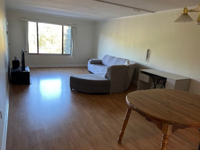 1550 Worcester Rd in Framingham, MA - Building Photo - Building Photo