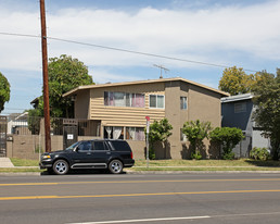 17921-17927 Roscoe Blvd Apartments