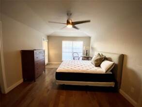 823 St Paul Ct in Richardson, TX - Building Photo - Building Photo
