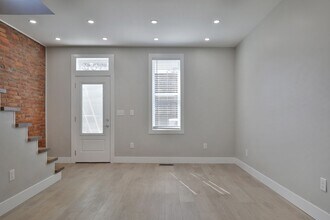 622 W State St in Columbus, OH - Building Photo - Building Photo