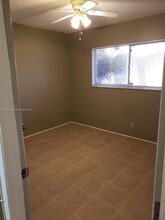 7960 NW 50th St, Unit 102 in Lauderhill, FL - Building Photo - Building Photo