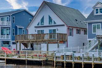 45 Sylvia Ln, Unit 0506 in Stafford Township, NJ - Building Photo - Building Photo