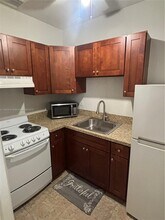 7441 NW 36th St in Lauderhill, FL - Building Photo - Building Photo