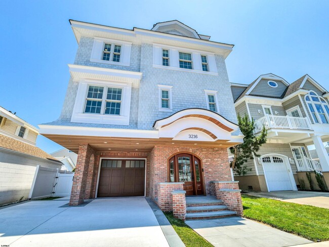 property at 3216 Pacific Ave
