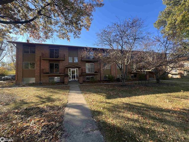 property at 406 N D St