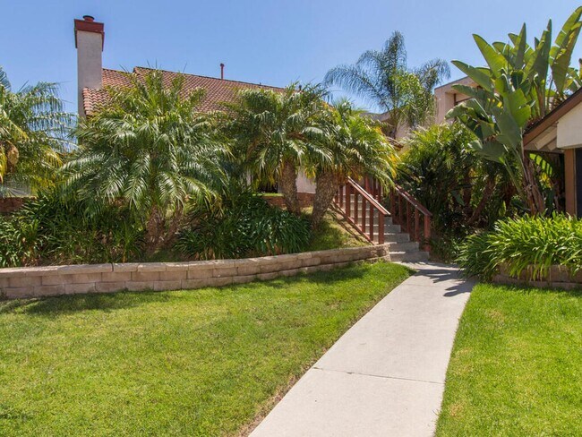 109 Avenida Las Brisas in Oceanside, CA - Building Photo - Building Photo