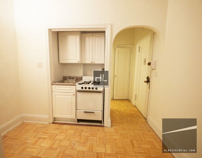 EAST 87 STREET in New York, NY - Building Photo - Building Photo