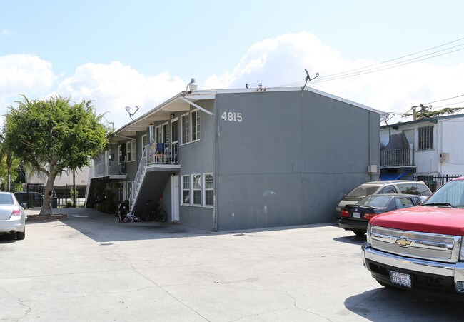 4815 Slauson Ave in Culver City, CA - Foto de edificio - Building Photo
