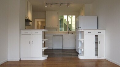 130-132-132 Seal Rock Dr in San Francisco, CA - Building Photo - Building Photo