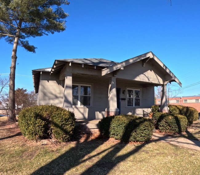 property at 409 E Booneslick Rd