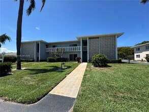 225 Main Blvd in Boynton Beach, FL - Building Photo - Building Photo