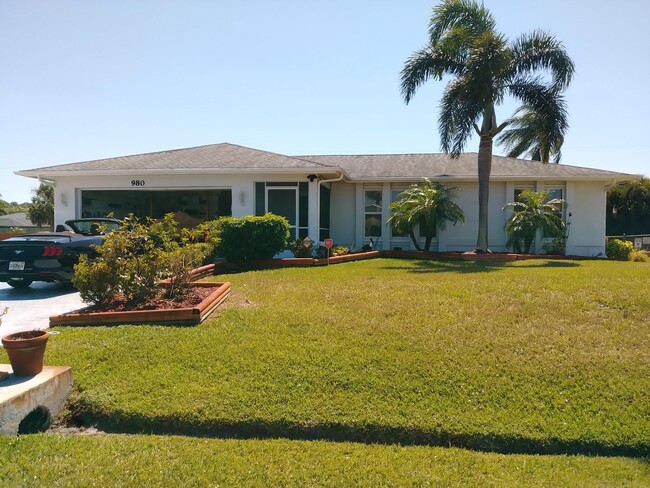 980 SE Breakwater Ave in Port St. Lucie, FL - Building Photo - Building Photo