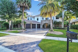 10703 Versailles Blvd in Wellington, FL - Building Photo