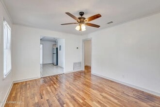 180 Tulip St in Biloxi, MS - Building Photo - Building Photo