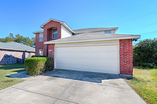 property at 5909 Thoroughbred Trl