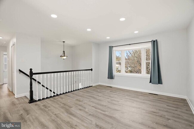 7897 Pavilion Dr in Severn, MD - Building Photo - Building Photo