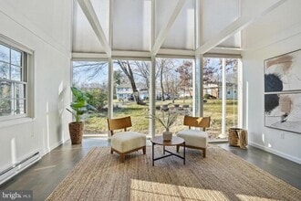 13134 Madonna Ln in Fairfax, VA - Building Photo - Building Photo