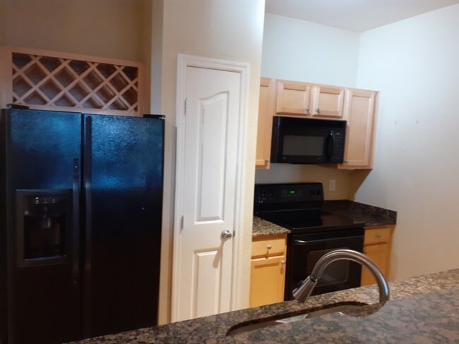 5000 Culbreath Key Way, Unit 116 in Tampa, FL - Building Photo - Building Photo