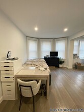 117 Park Dr in Boston, MA - Building Photo - Building Photo