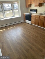 134 4th Ave in Broomall, PA - Building Photo