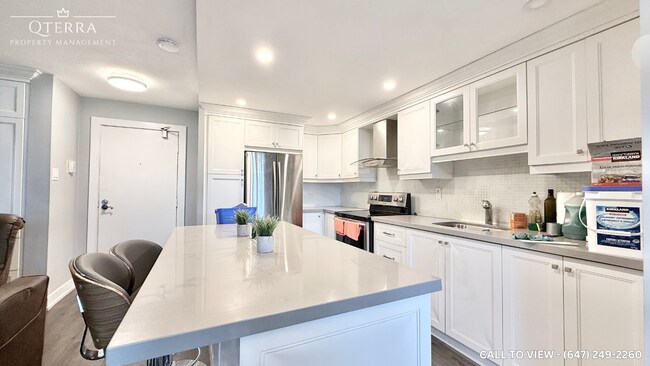 3120 Kirwin Av in Mississauga, ON - Building Photo - Building Photo