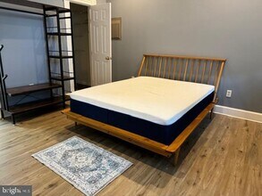 1110 S Potomac St in Baltimore, MD - Foto de edificio - Building Photo