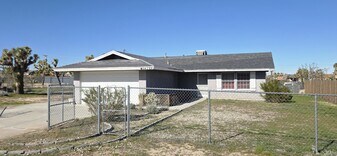 58788 Sun Mesa Dr in Yucca Valley, CA - Building Photo