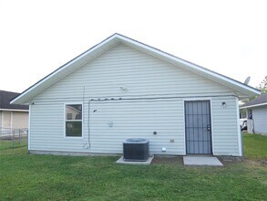 11507 Roandale Dr in Houston, TX - Foto de edificio - Building Photo