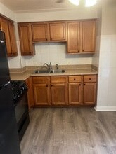 10917 S Lloyd Dr in Worth, IL - Building Photo - Building Photo