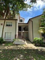 14168 SW 93rd Ln in Miami, FL - Building Photo