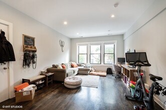 3550 N Racine Ave in Chicago, IL - Building Photo - Building Photo