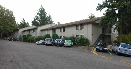 Timberlee Apartments in Portland, OR - Foto de edificio - Building Photo