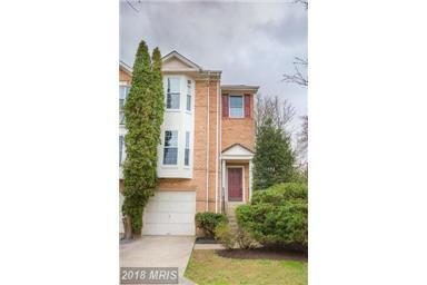 40 Silver Moon Dr in Silver Spring, MD - Building Photo