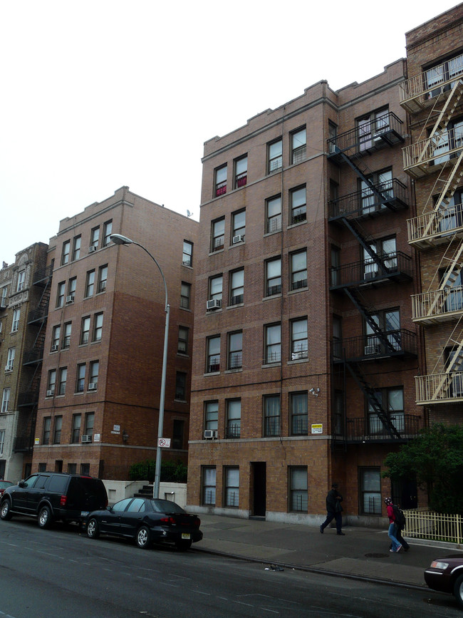 2894 Grand Concourse in Bronx, NY - Building Photo - Building Photo